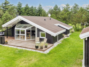 6 person holiday home in L kken